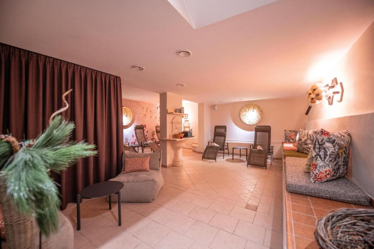 Hotel Condor San Vigilio Di Marebbe Esterno foto